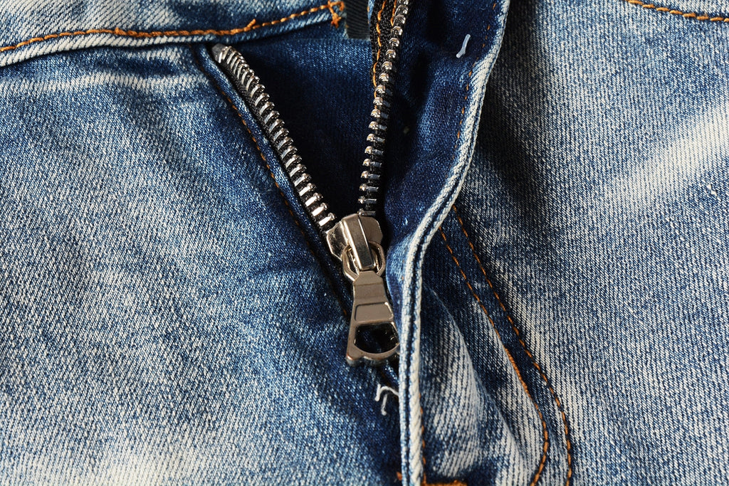 Amiri Fashion Jeans 828
