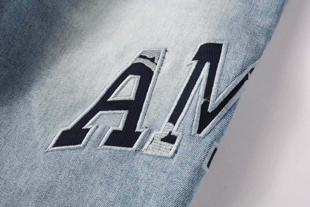 Amiri Fashion Jeans 8920
