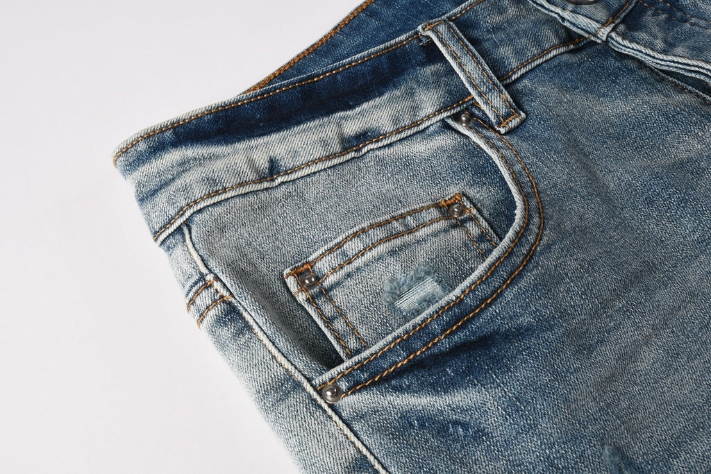 Amiri Fashion Jeans 8936